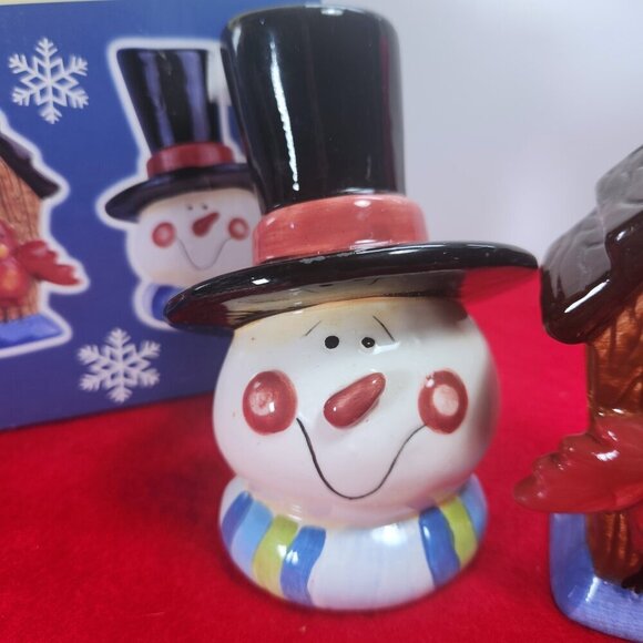 Snowman and Birdhouse Ceramic Salt and Pepper Shakers GKR - Picture 3 of 11